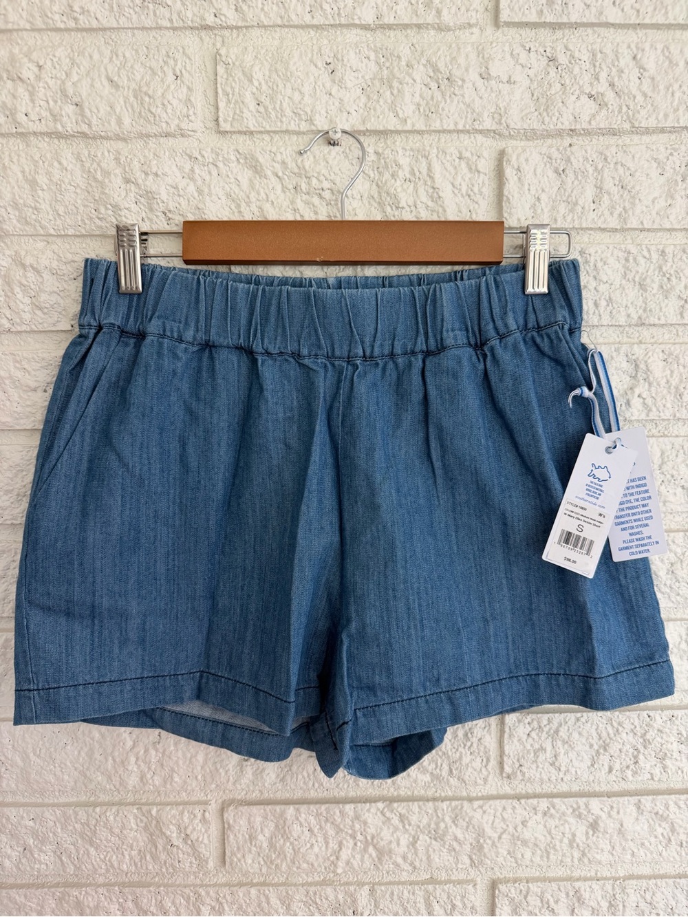 Southern Tide Women's Chambray Denim Elastic-Waist Shorts - Blue